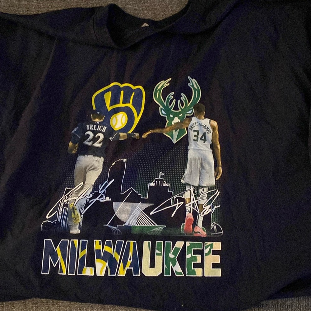 Milwaukee bucks and Brewer Tshirt . Size 2XL 475